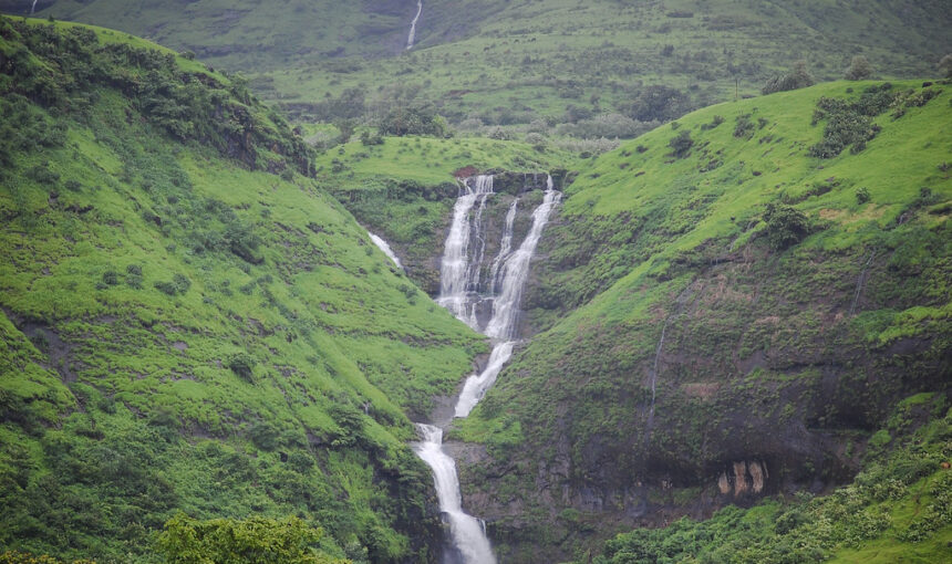 Bhivpuri Waterfall Trek with Travelphilia